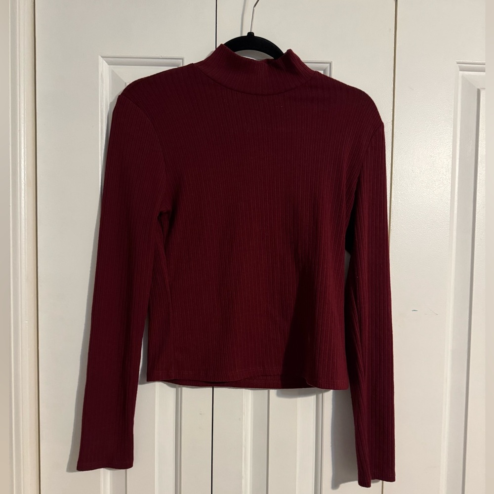 Women's Burgundy Ribbed Long Sleeve Top